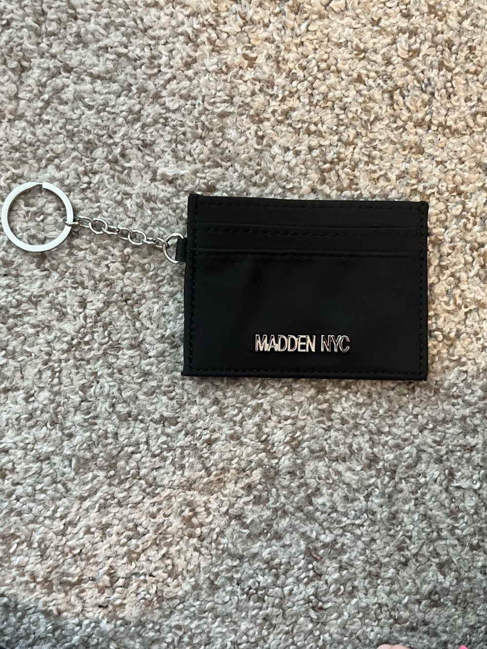 Madden NYC Black Cardholder Keychain